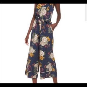 Lieth navy floral jumper